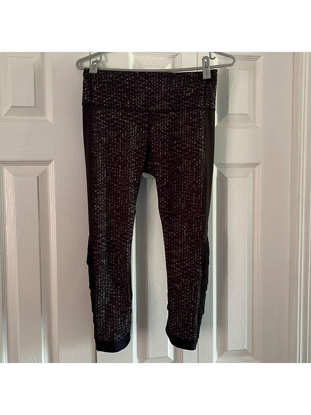 Lululemon Capris Size 6❤️❤️